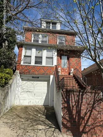 Buy this 3 bed house on 41 Coursen Place in New York, NY 10304
