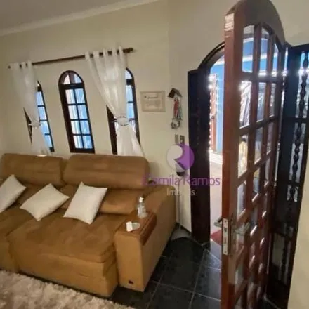 Buy this 3 bed house on Rua dos Canários in Vila Corrêa, Ferraz de Vasconcelos - SP
