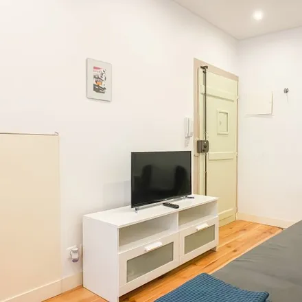 Rent this 1 bed apartment on Pátio do Carneiro in Lisbon, Portugal