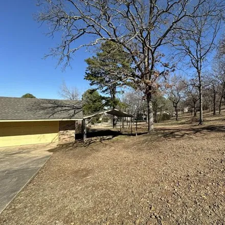 Image 3 - 1203 Townsend Drive, Heavener, Le Flore County, OK 74937, USA - House for sale