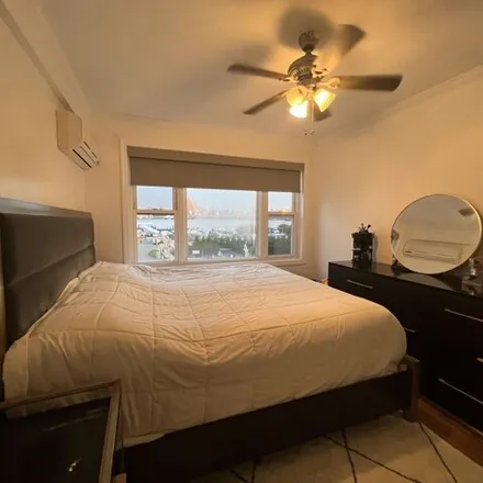 Rent this 2 bed house on 51 Beverly Place in Edgewater, Bergen County