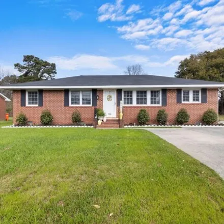 Buy this 3 bed house on 138 Rosedale Drive in Elizabeth City, NC 27909