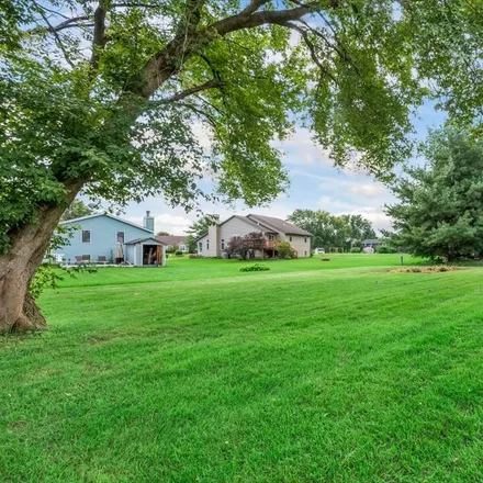 Image 4 - 232 Briar Cliff Street Southwest, Caledonia Township, IL 61065, USA - House for sale