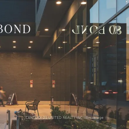 Image 5 - 80 Bond Condos, 80 Bond Street East, Oshawa, ON L1G 0A2, Canada - Apartment for rent
