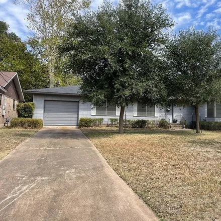 Buy this 3 bed house on 748 North Horton Street in La Grange, TX 78945