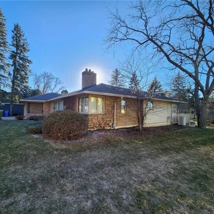 Image 3 - 333 10th Street Southwest, Pipestone, MN 56164, USA - House for sale