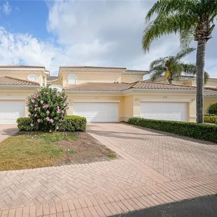 Buy this 2 bed condo on 1026 Triano Circle in Venice, FL 34292