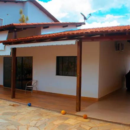 Buy this 3 bed house on Quadra 2 Conjunto C-21 in Sobradinho, Sobradinho - Federal District