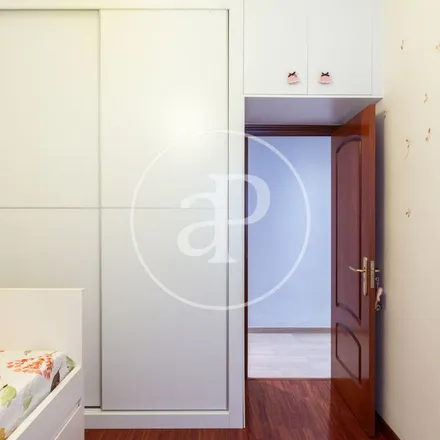 Image 4 - Carrer d'Honorat Juan, 12, 46007 Valencia, Spain - Apartment for rent