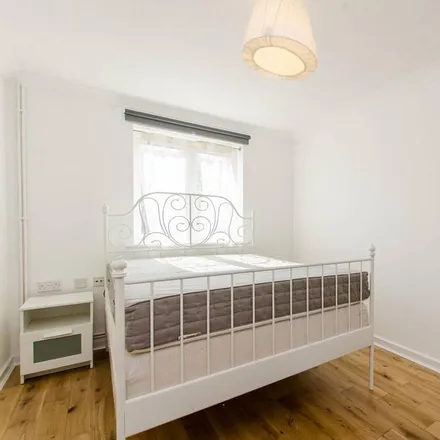 Image 3 - 73 Durward Street, London, E1 5BT, United Kingdom - Apartment for rent