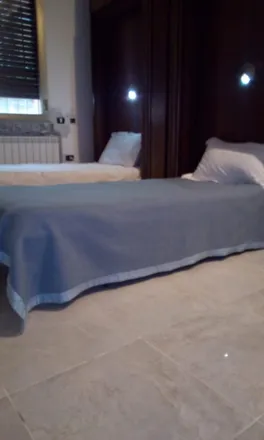 Rent this 2 bed room on Viale dei Partigiani in 124, 20092 Cinisello Balsamo MI