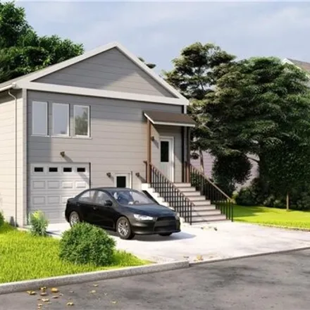 Buy this 5 bed house on 209 Prospect Avenue in City of White Plains, NY 10607