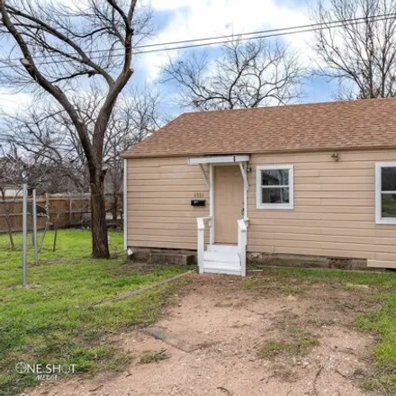 Rent this 1 bed house on 1571 North 11th Street in Abilene, TX 79601