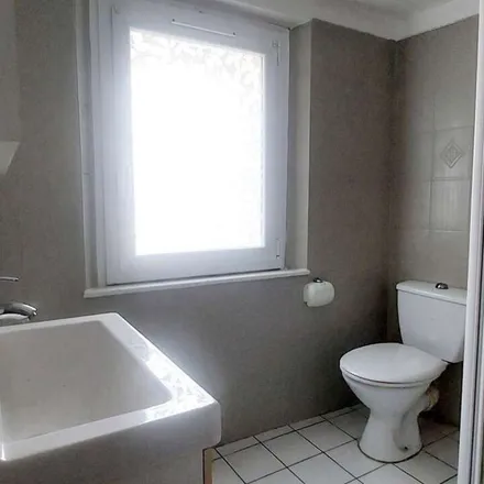 Rent this 3 bed apartment on 36 Cours de la République in 11400 Castelnaudary, France