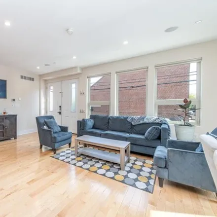 Image 7 - 629 South 13th Street, Philadelphia, PA 19110, USA - Condo for sale