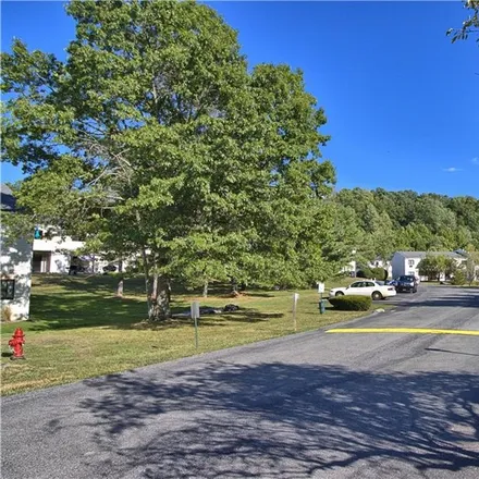Image 3 - 2 Carnaby Street, Village of Wappingers Falls, NY 12590, USA - Condo for sale