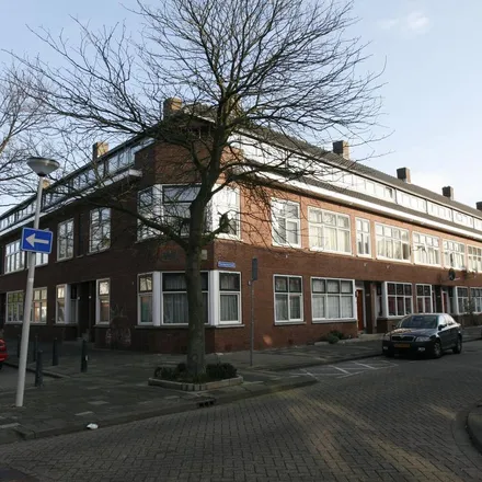 Rent this 2 bed apartment on Portlandstraat 9A in 3082 XE Rotterdam, Netherlands