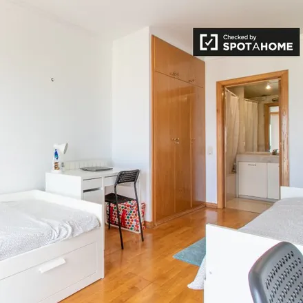 Rent this 5 bed room on Spacio Shopping in Rua Cidade de Bolama, 1800-079 Lisbon