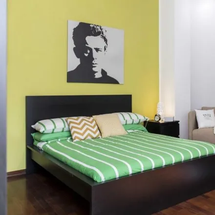 Rent this 6 bed room on Via Antonio Tolomeo Trivulzio 1 in 20146 Milan MI, Italy