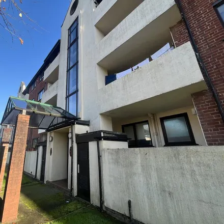 Rent this 3 bed apartment on Asgard Drive in Salford, M5 3TQ