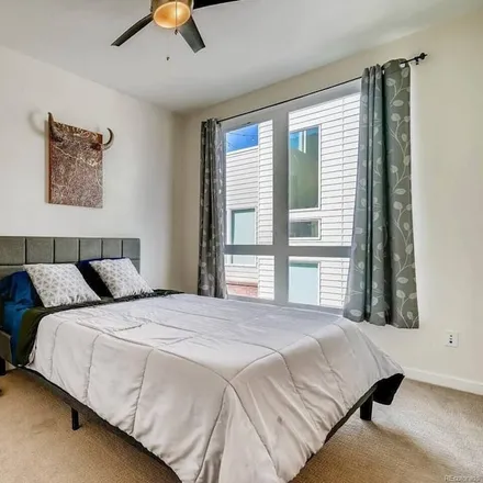 Rent this 3 bed condo on Denver