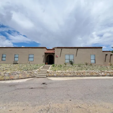 Buy this 5 bed house on 3025 Majestic Ridge in Las Cruces, NM 88011