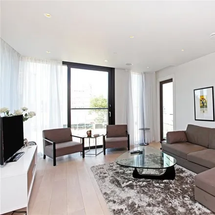 Rent this 2 bed apartment on 3 Merchant Square in London, W2 1AS