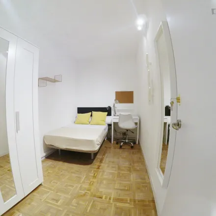 Rent this 8 bed room on Madrid in Visionlab, Calle de Orense