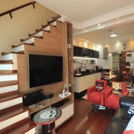 Buy this 2 bed house on Rua Graciliano Ramos in Vila Scarpelli, Santo André - SP