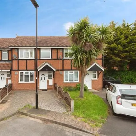 Buy this 3 bed townhouse on Crestwood Way in London, TW4 5EQ