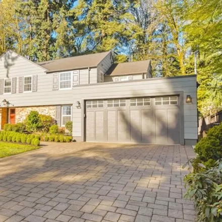 Buy this 5 bed house on 10943 S Collina Ave in Portland, Oregon