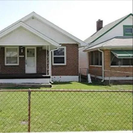 Image 1 - 851 South Pershing Avenue, Belmont, Indianapolis, IN 46221, USA - House for sale