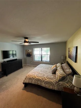 Image 9 - 2998 Haines Bayshore Road, Pinellas County, FL 33760, USA - Loft for sale