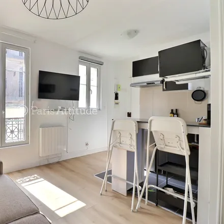 Image 4 - 54;56 Rue des Cascades, 75020 Paris, France - Apartment for rent