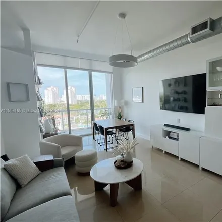 Rent this 3 bed condo on Thunder Boat Row in Northeast 188th Street, Aventura