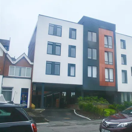 Rent this studio apartment on 17 Queens Road in Coventry, CV1 3EH