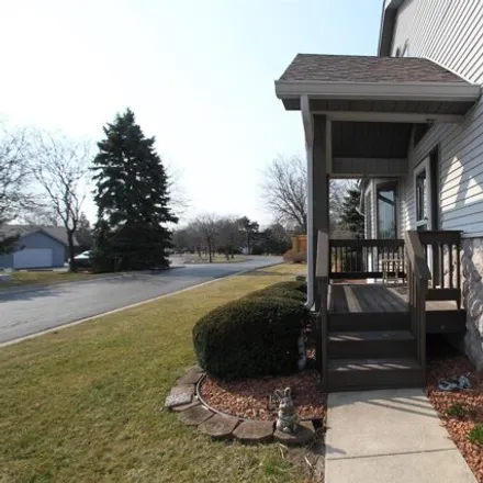 Buy this 3 bed condo on Country Club Circle in South Monroe, Monroe County