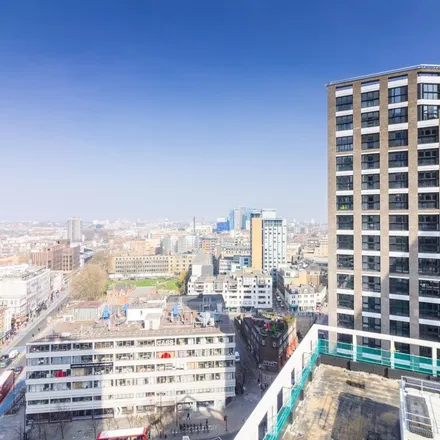 Image 3 - Holy Trinity Priory, Aldgate, London, EC3A 3DH, United Kingdom - Apartment for rent