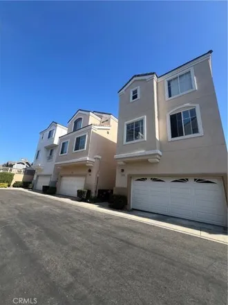 Buy this 3 bed house on 10338 Chestnut Ct in Garden Grove, California