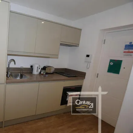 Rent this studio apartment on 23 Canute Road in Crosshouse, Southampton