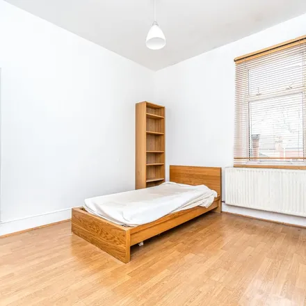 Image 2 - 34 Cotesbach Road, Lower Clapton, London, E5 9QH, United Kingdom - Apartment for rent