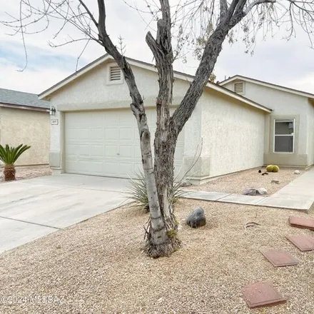 Rent this 3 bed house on 3667 West Exton Lane in Pima County, AZ 85746