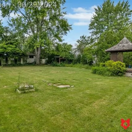 Image 6 - 451 Windmill Point Dr, Flushing, Michigan, 48433 - House for sale