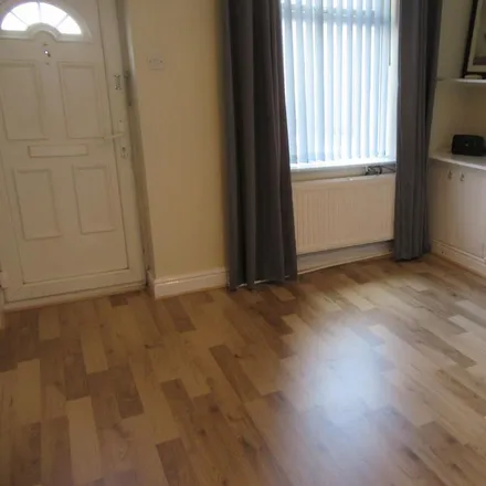 Image 2 - Rowson Street, Knowsley, L34 6JL, United Kingdom - Townhouse for rent