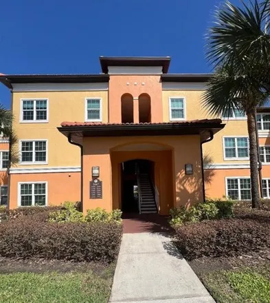 Rent this 1 bed condo on 5014 Southlawn Avenue in Orlando, FL 32811