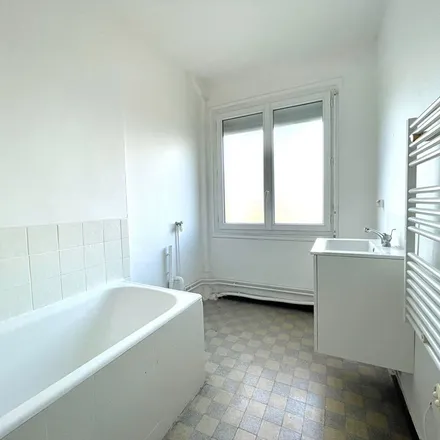 Image 1 - 51 Rue Jean Jaurès, 76500 Elbeuf, France - Apartment for rent