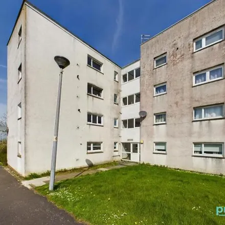Rent this 2 bed apartment on Sandpiper Drive in Newlandsmuir, East Kilbride