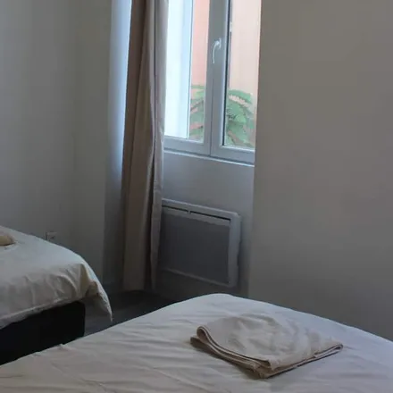 Rent this 1 bed apartment on 13003 Marseille
