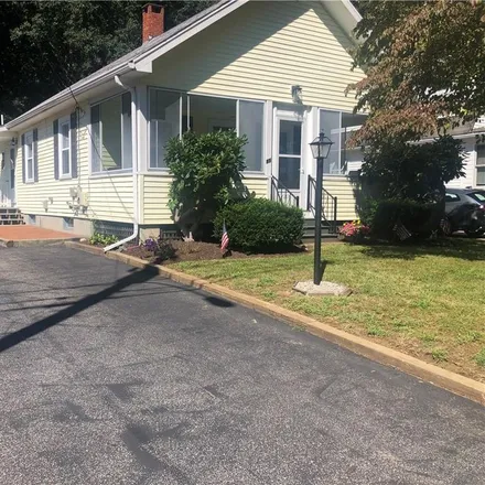 Rent this 2 bed house on 85 Overlook Drive in Warwick, RI 02818