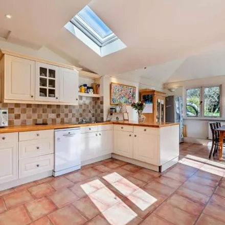 Image 3 - 62 Church Street, Micheldever, SO21 3DB, United Kingdom - House for sale